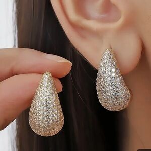 Sparkling Water Drop Design Stud Pierced Earrings Embellished With Zircon Stones